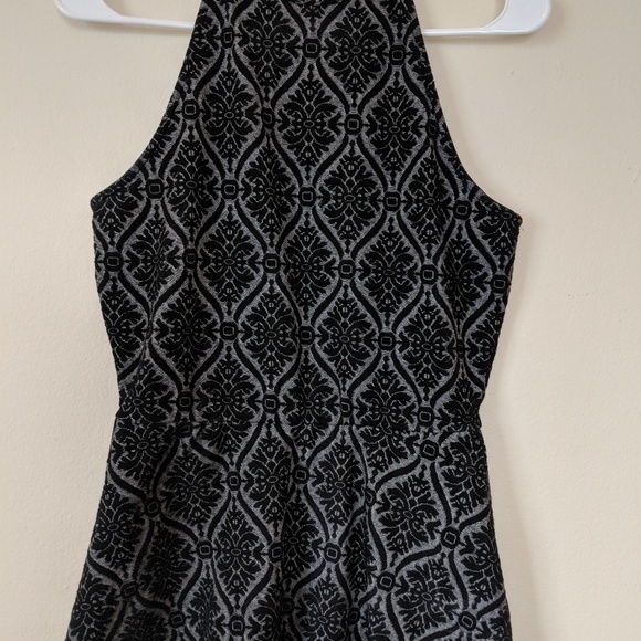 High neck tank - Picture 3 of 3